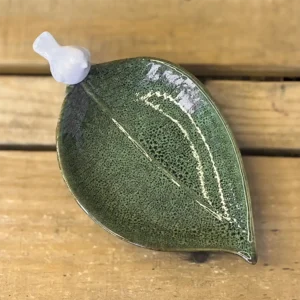 Plato Hoja con Pájaro Blanco