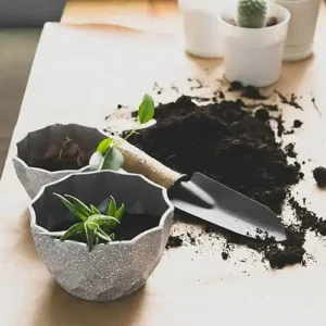 accesorios jardineria complementos fitosanitarios abono hummus sustrato herramientas tijeras de poda pala macetas